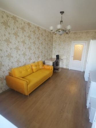 
  Сдается 1-комн. квартира, 36 м², Есенина ул, д. 12/1
. Фото 2.