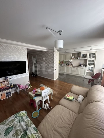 
  Продается 3-комн. квартира, 89.9 м², Военная ул, д. 18
. Фото 6.