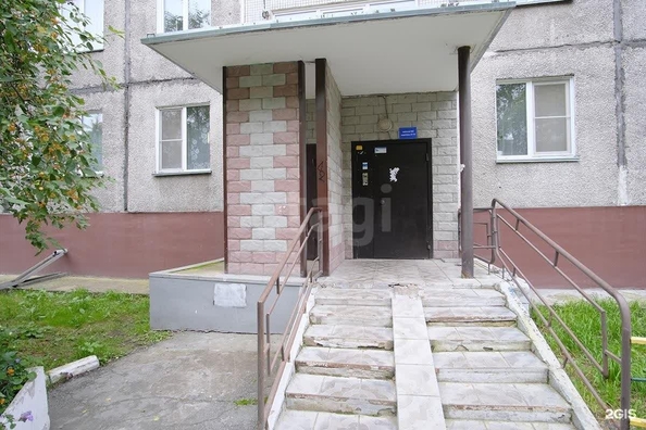 
  Продается 4-комн. квартира, 69.4 м², Дениса Давыдова ул, д. 7/1
. Фото 2.
