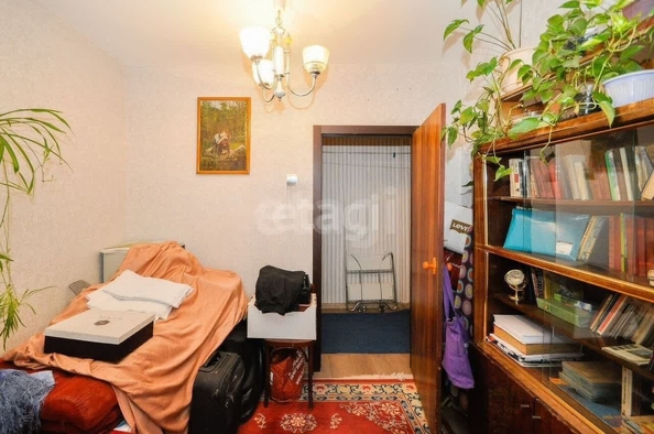 
  Продается 4-комн. квартира, 76.1 м², Оловозаводская ул, д. 1/2
. Фото 4.
