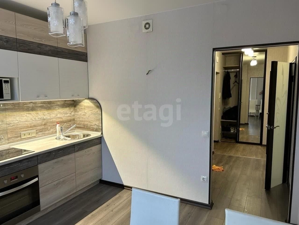 
  Сдается 1-комн. квартира, 46 м², Красный пр-кт, д. 179/1
. Фото 3.