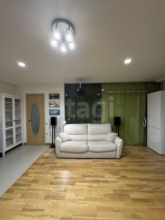 
  Сдается 2-комн. квартира, 57 м², 3-й Крашенинникова пер, д. 7
. Фото 7.