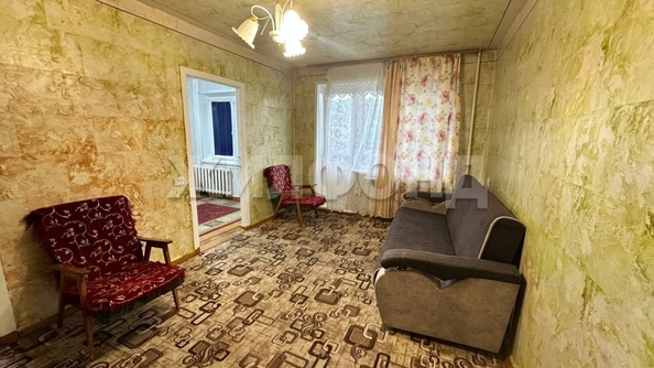 
  Продается 3-комн. квартира, 46.1 м², Есенина ул, д. 19
. Фото 4.