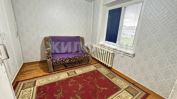 
  Продается 3-комн. квартира, 46.1 м², Есенина ул, д. 19
. Фото 9.