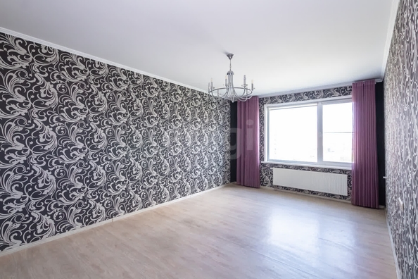 
  Продается 3-комн. квартира, 90.4 м², Кирова ул, д. 25
. Фото 12.