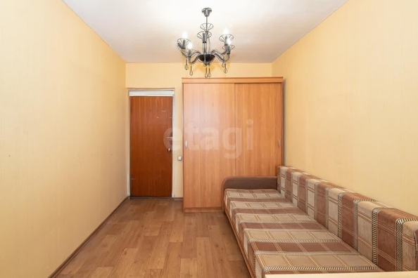 
  Продается 3-комн. квартира, 62.8 м², Демакова ул, д. 13
. Фото 5.