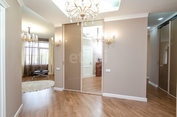 
  Продается 2-комн. квартира, 84 м², Октябрьская ул, д. 34
. Фото 10.