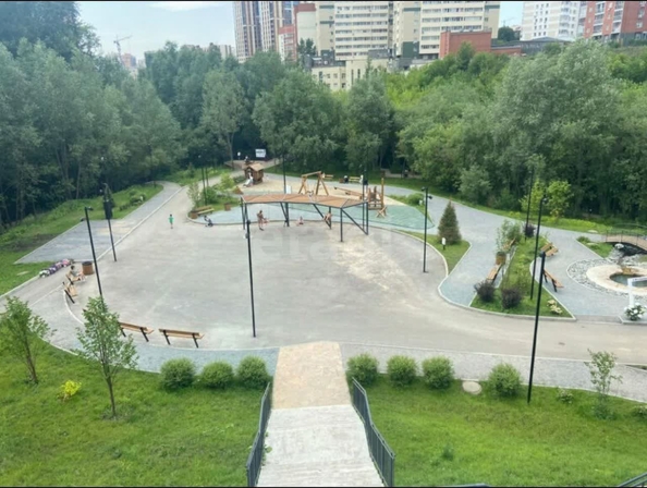 
  Продается студия, 30.4 м², Дуси Ковальчук ул, д. 378б
. Фото 10.