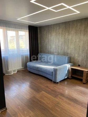 
  Сдается 1-комн. квартира, 32.2 м², Есенина ул, д. 51/1
. Фото 1.