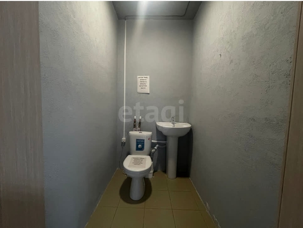 
  Продается торговая площадь, 67 м², Виктора Шевелева ул, д. 30
. Фото 1.
