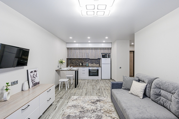
  Сдам посуточно 2-комн. квартиру, 45 м², Владимира Заровного ул, д. 34
. Фото 1.