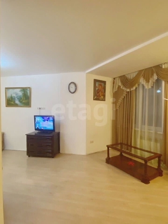
  Продается 2-комн. квартира, 65 м², Галущака ул, д. 15
. Фото 8.