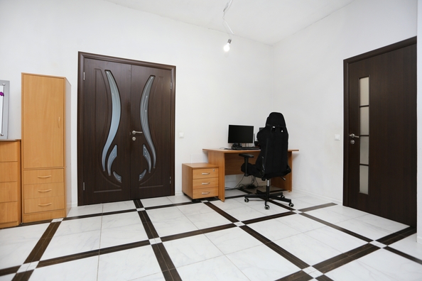 
  Продается дом, 360 м², Новосибирск
. Фото 8.