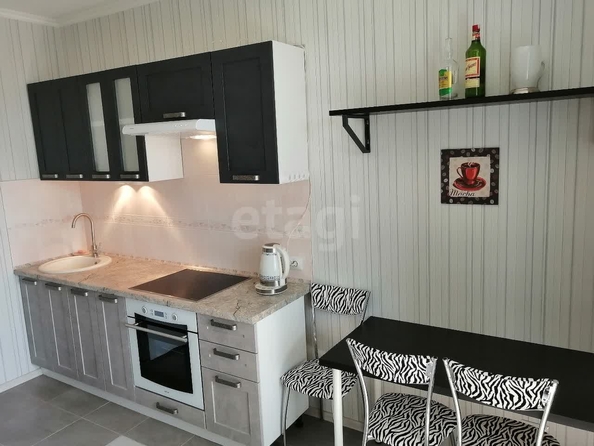 
  Сдается 1-комн. квартира, 43 м², Залесского ул, д. 8/1
. Фото 1.