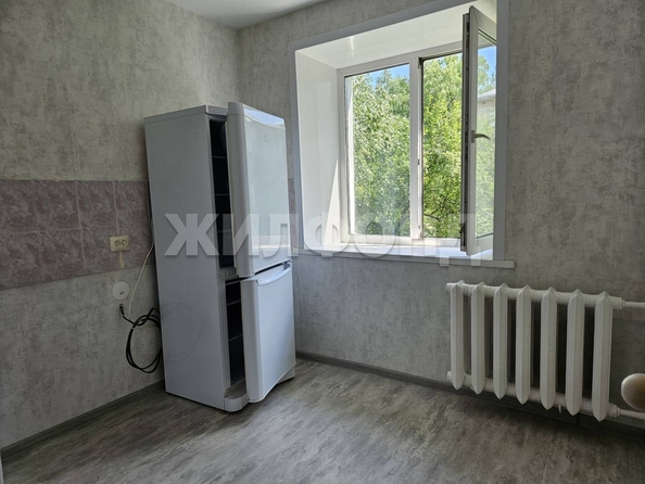 
  Продается 1-комн. квартира, 32.2 м², Объединения ул, д. 60
. Фото 5.