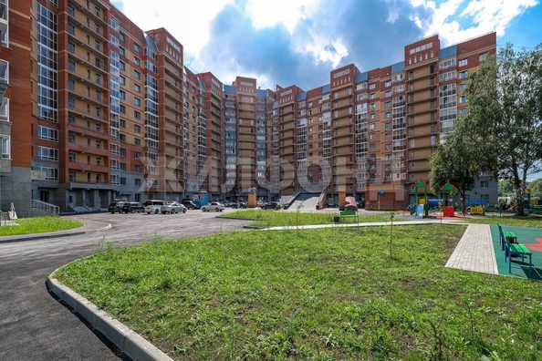 
  Продается 2-комн. квартира, 67.3 м², Есенина ул, д. 67
. Фото 12.