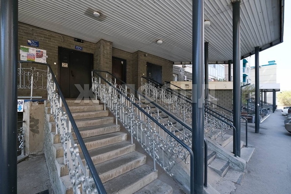 
  Продается 2-комн. квартира, 75.7 м², Железнодорожная ул, д. 14
. Фото 4.