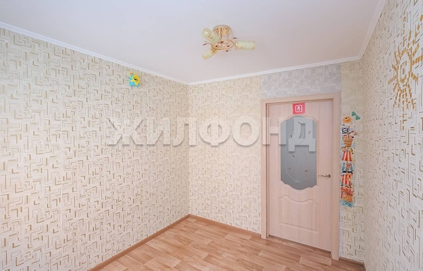 
  Продается 3-комн. квартира, 46.2 м², Петухова ул, д. 108
. Фото 7.