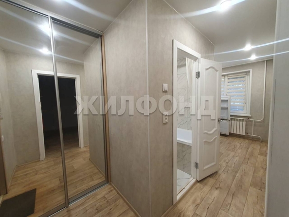 
  Продается 1-комн. квартира, 31.5 м², Есенина ул, д. 10
. Фото 7.