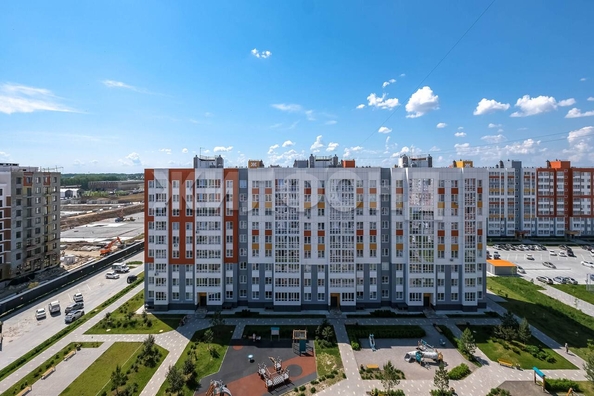 
  Продается 2-комн. квартира, 50.1 м², 3-й микрорайон, д. 15
. Фото 1.