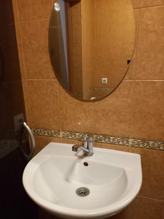 
  Сдается 1-комн. квартира, 32.5 м², Татьяны Снежиной ул
. Фото 8.