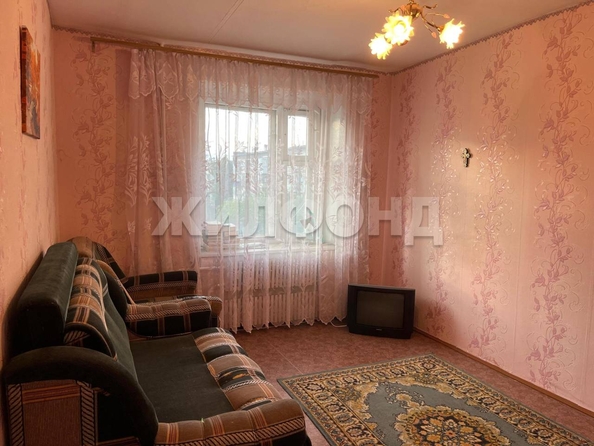 
  Продается 1-комн. квартира, 27.5 м², Солнечная ул, д. 2
. Фото 1.