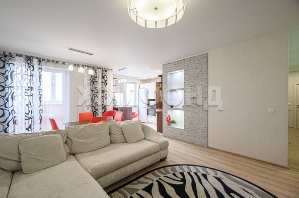 
  Продается 3-комн. квартира, 70.9 м², Бориса Богаткова ул, д. 260/1
. Фото 1.