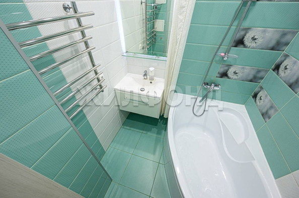 
  Продается 3-комн. квартира, 70.9 м², Бориса Богаткова ул, д. 260/1
. Фото 14.