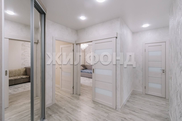 
  Продается 2-комн. квартира, 59 м², Петухова ул, д. 156
. Фото 24.