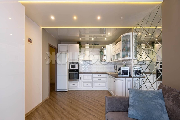 
  Продается 2-комн. квартира, 58.6 м², Гребенщикова ул, д. 5
. Фото 5.