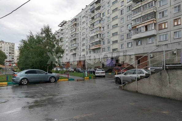 
  Продается 4-комн. квартира, 73.7 м², Челюскинцев ул, д. 15
. Фото 6.
