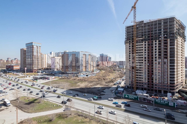 
  Продается 1-комн. квартира, 63.7 м², Семьи Шамшиных ул, д. 4
. Фото 4.