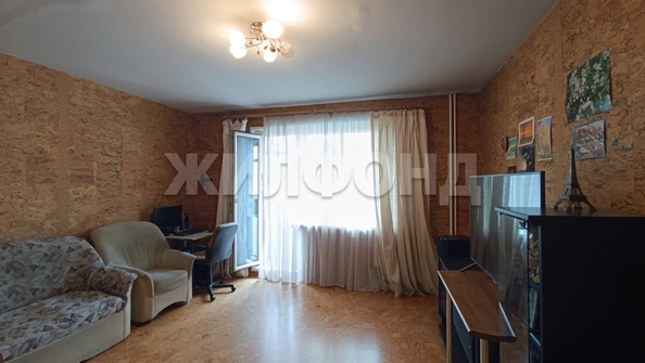 
  Продается 4-комн. квартира, 77.4 м², Троллейная ул, д. 132
. Фото 6.