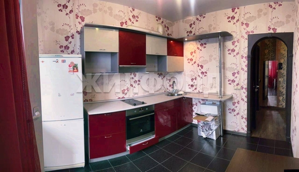 
  Продается 1-комн. квартира, 35.6 м², Виктора Уса ул, д. 1
. Фото 2.