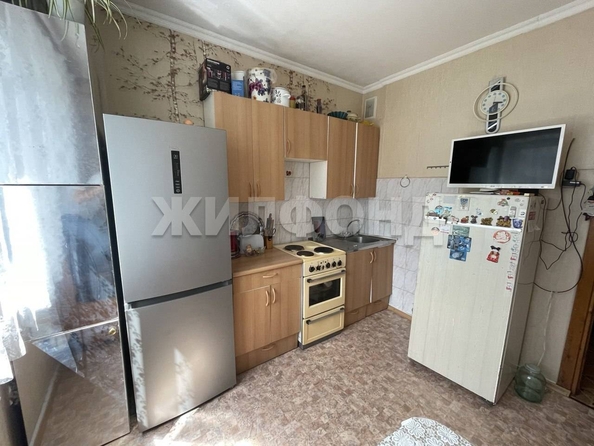 
  Продается 3-комн. квартира, 61.9 м², Земнухова ул, д. 5/1
. Фото 2.