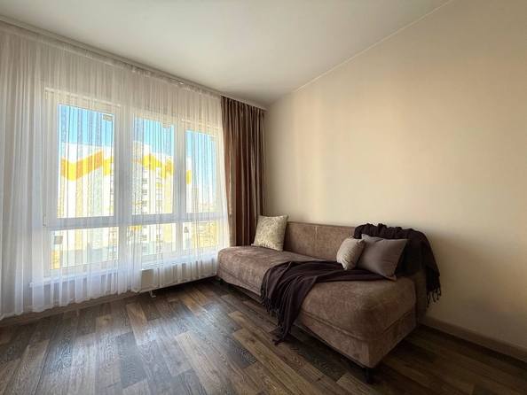 
  Сдается посуточно 1-комн. квартира, 40 м², Ясный Берег ул, д. 9
. Фото 2.