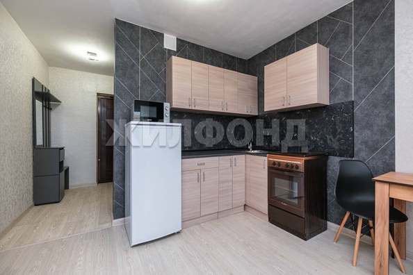 
  Продается 1-комн. квартира, 29 м², Зорге ул, д. 98
. Фото 10.