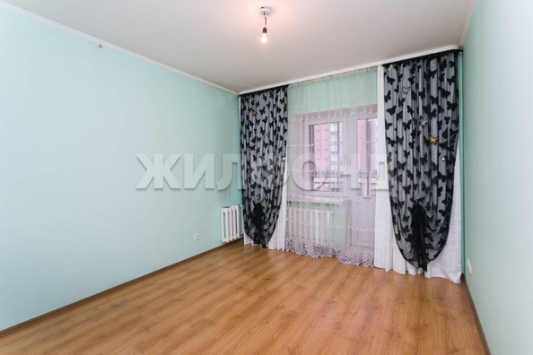 
  Продается 3-комн. квартира, 86.8 м², В. Высоцкого ул, д. 33
. Фото 10.