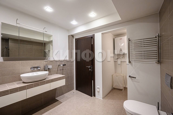
  Продается 4-комн. квартира, 121.7 м², Военная ул, д. 9/1
. Фото 23.