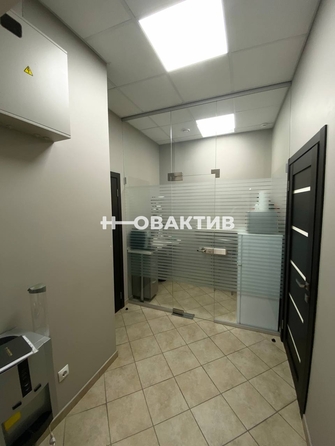 
  Продается универсальное помещение, 101.5 м², Галущака ул, д. 15
. Фото 13.