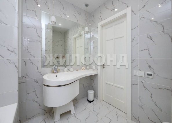 
  Продается 2-комн. квартира, 77.6 м², Кропоткина ул
. Фото 16.