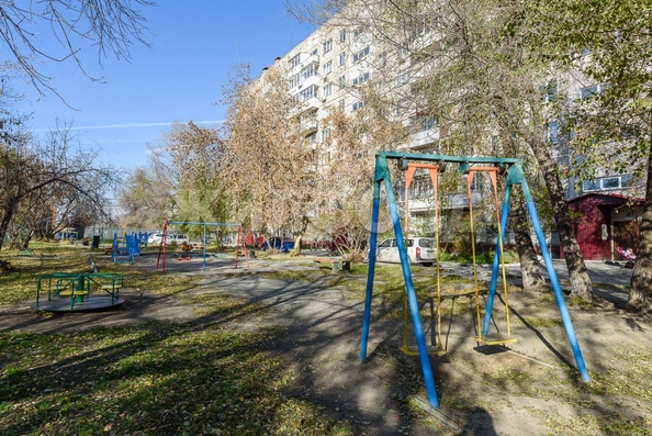 
  Продается 4-комн. квартира, 74.2 м², Дуси Ковальчук ул, д. 5
. Фото 5.