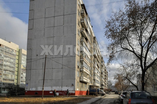 
  Продается 2-комн. квартира, 43.7 м², Троллейная ул, д. 20
. Фото 4.