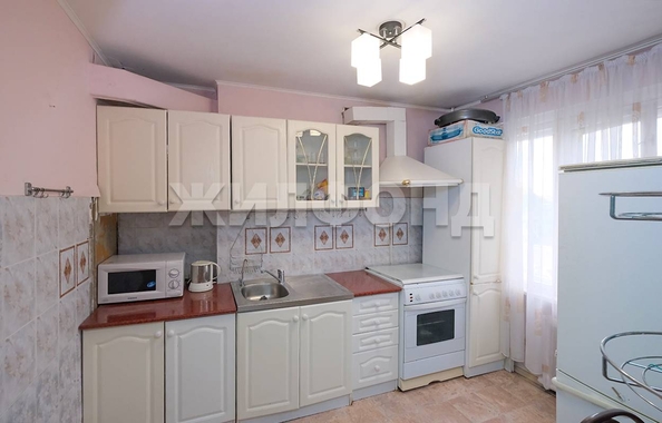 
  Продается 3-комн. квартира, 60.1 м², Зорге ул, д. 68
. Фото 2.