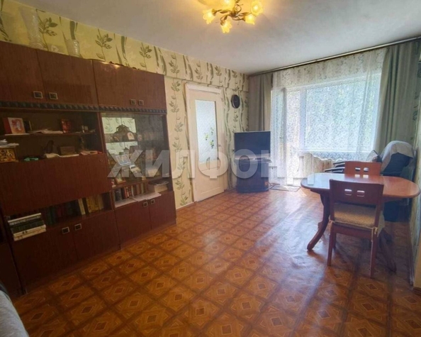 
  Продается 2-комн. квартира, 46 м², Сибирская ул, д. 28
. Фото 3.