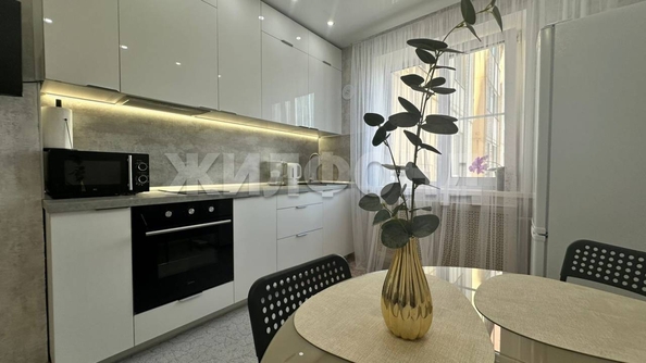 
  Продается 1-комн. квартира, 42.8 м², Виктора Уса ул, д. 5
. Фото 1.