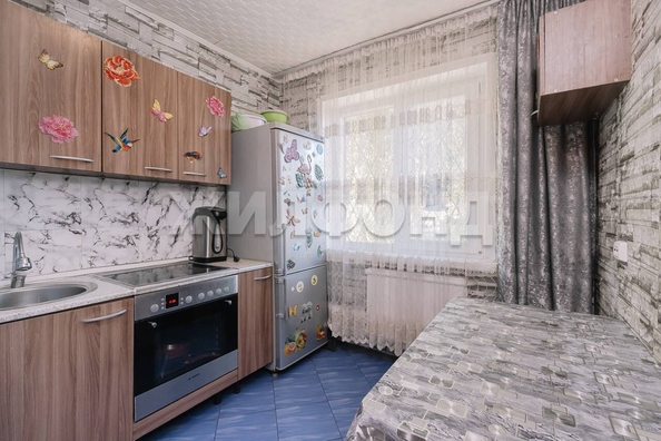 
  Продается 2-комн. квартира, 46.1 м², Петухова ул, д. 42
. Фото 1.
