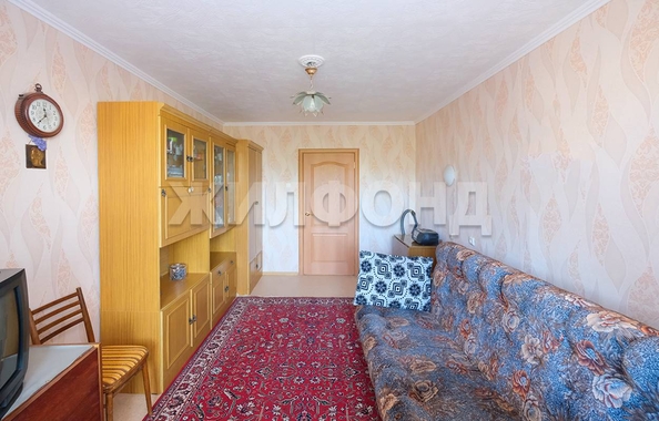 
  Продается 2-комн. квартира, 52.8 м², Петухова ул, д. 130/1
. Фото 4.