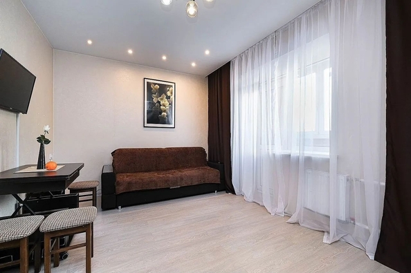 
  Сдается посуточно 1-комн. квартира, 40 м², Фабричная ул, д. 22
. Фото 11.