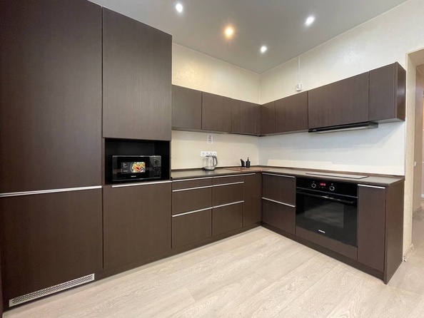 
  Сдается посуточно 1-комн. квартира, 40 м², Фабричная ул, д. 22
. Фото 11.